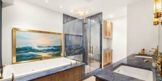 315 West 36th Street Gallery 4