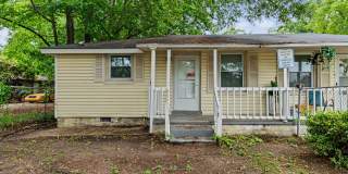 Comfortable 2BR / 1BA Home in Convenient North Charleston Location Gallery 1