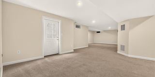 6430 BELLEVUE Place Gallery 31