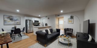 Hoskins 90 at Bishop Ridge Gallery 1