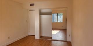 18530 Hatteras Street Gallery 8