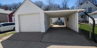 Comfy East Moline Home With Garage and Basement Space Gallery 4