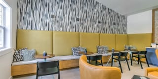 River Pointe Gallery 13