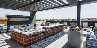 Yale 25 Station Gallery 16