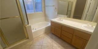 9222 W Viking Road Gallery 12