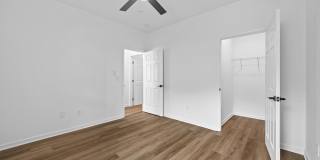 Avana Lexington Gallery 6