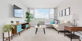 Mont Clare Gallery 12