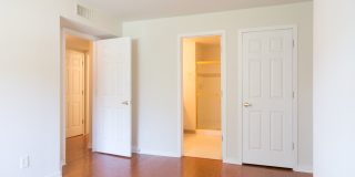 Conveniently Located Modern Two Bedroom Condo For Rent in Westwood Condominiums Gallery 15