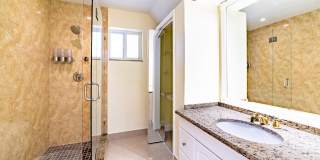 3730 NE 13th Terrace Gallery 14