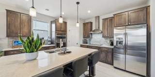 rare hudson new construction home for lease! Gallery 4
