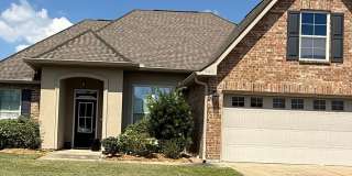 Room to Live, Relax & Enjoy – Spacious 3BR/2BA Home! Gallery 1