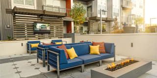 Meridian at the Port Gallery 88