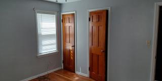 4 bedroom, 2 full bath bungalow near Cedar and Warrensville Gallery 12