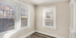 MOVE IN SPECIAL* $250 Off First Full Month's Rent OR Free 55in TV! Gallery 10