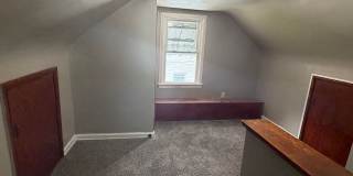Newly updated 3 bedroom Cape Cod in Dayton Gallery 14