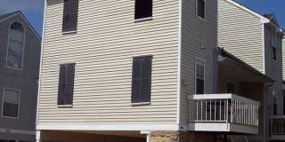 Remodeled 2 Bedroom Unit In Cobblestone - Water Included and 5 minutes from LSUS! Remodeled 2 Bedroom Unit In Cobblestone - Water Included and 5 minutes from LSUS! Gallery 1