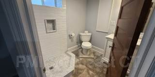 86 School St Gallery 26