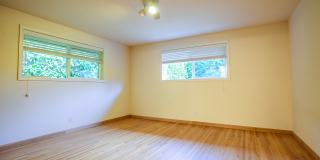 Beautiful 4 bedroom plus office home in Ballard Gallery 6