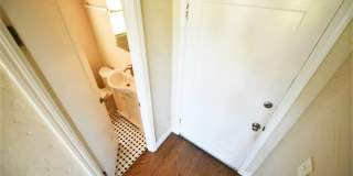 1951 Chestnut St. Gallery 6
