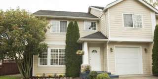 RENT SPECIAL! $500 OFF OF FIRST MONTH! 3 Bedroom, 2.5 Bath in the Cordata/Meridian Area! RENT SPECIAL! $500 OFF OF FIRST MONTH! 3 Bedroom, 2.5 Bath in the Cordata/Meridian Area! Gallery 1