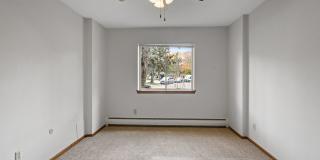 Imperial Heights Gallery 33