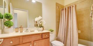 10385 Wellington Parc Drive Gallery 32