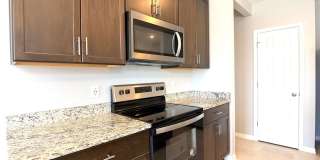 2ND MONTH RENT FREE: Move-In Ready, Pet-Friendly, 2-Car Garage! Available for immediate occupancy Gallery 5