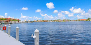 ** SMOKEHOUSE BAY OF MARCO ** 2/2 SEASONAL UNIT ON MARCO ISLAND AVAILABLE ** BEST WATERWAY VIEW HERE ** Gallery 15