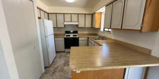 2 Bedroom 1 Bath Contact Property Pros Property Management Gallery 6