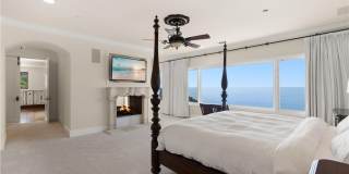 4 Le Conte Gallery 31