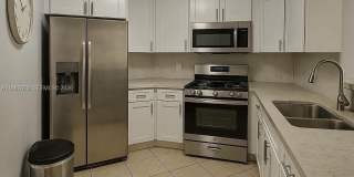 9715 Fontainebleau Blvd Gallery 5