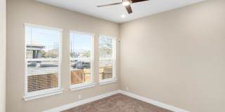 Luxury 3/2.5 Townhome Gallery 12