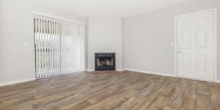 Hillhurst Gallery 11