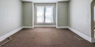 PRELEASING for AUGUST! Close to Campus; In-Unit Washer and Dryer Gallery 1