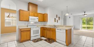 Great location with room to entertain Great location with room to entertain Gallery 5