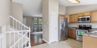 Great location in SE Aurora Gallery 12