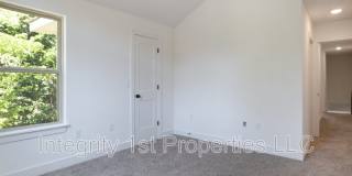 8831 North Helena Avenue Gallery 10