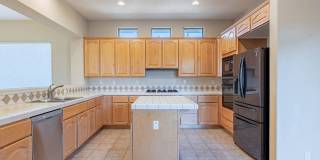 Beautiful 2 bedroom 2 bath with den in gated community. Gallery 14