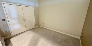 Pike Lofts Condominium ~ Capitol Hill Gallery 10
