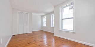 206 E CROSS ST Gallery 16