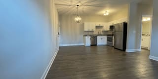 Highland Hills Gallery 24