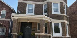 Spacious 4BR - 2 Bath Gallery 1
