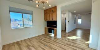 936 E Sunset Road Gallery 13