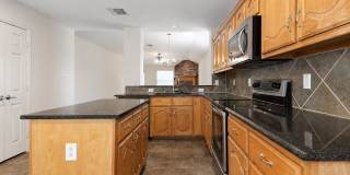 $1,950 3 Bed/2 Bath/2 Garage Ready for Move-in Home in Woodland Creek Gallery 9