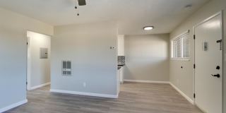ROYALE APARTMENTS Gallery 7