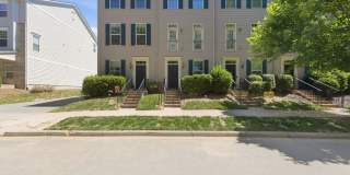 Stylish 3bd 3.5bath townhome for rent in the highly desirable Vermillion Gallery 3
