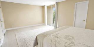 2421 Northeast 10th Street Gallery 19