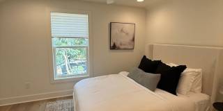Awesome New Construction 5BR House Close to Campus Gallery 14