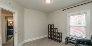 2588 Queenston Rd Gallery 24