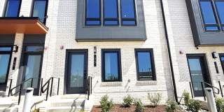 Rare chance to rent brand new, 4 Bed/4.5 Bath luxury home in new Reservoir District WITH 2 CAR GARAGE Gallery 5